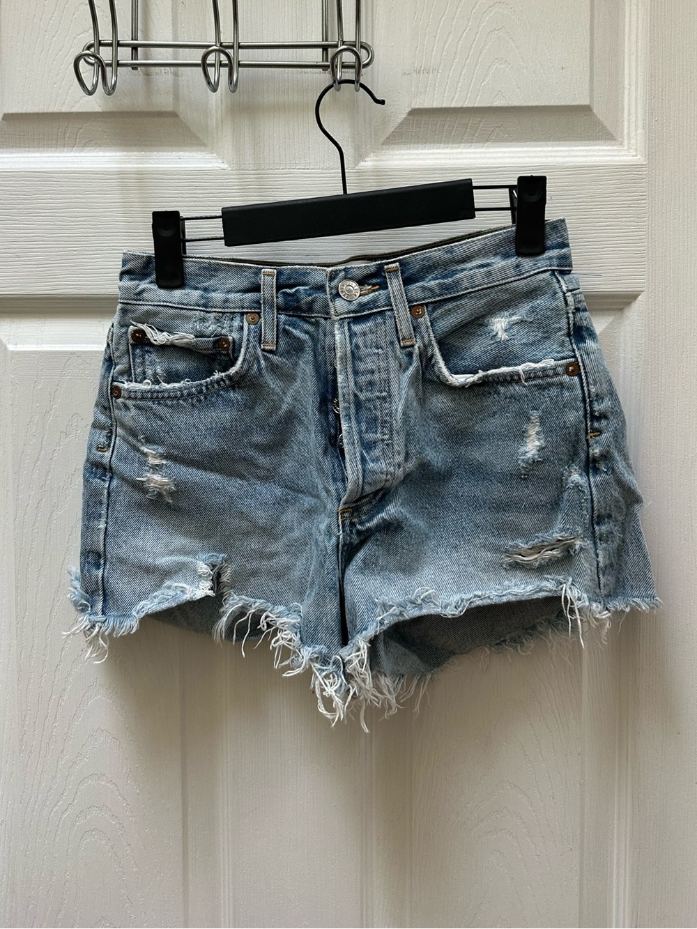 Agolde Parker Vintage Cut Off Short Light Blue Distressed Denim Shorts 23